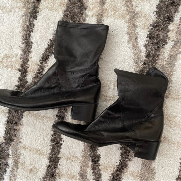 Salvatore Ferragamo Black Leather Bootie - Picture 3 of 6